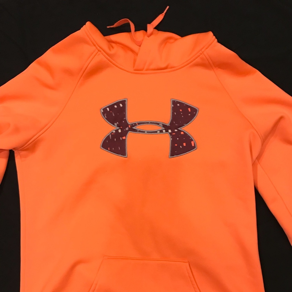 Under armor orange sweatshirt size medium
